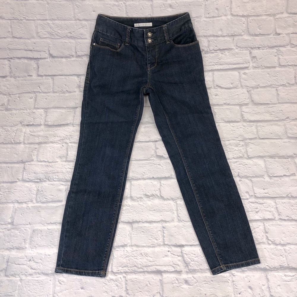 Boston Proper straight jeans Size 4 with stretch Dark wash denim